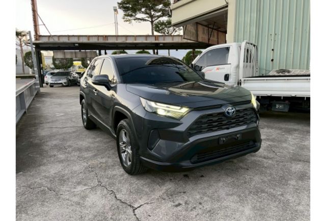 Toyota RAV4  第1張相片
