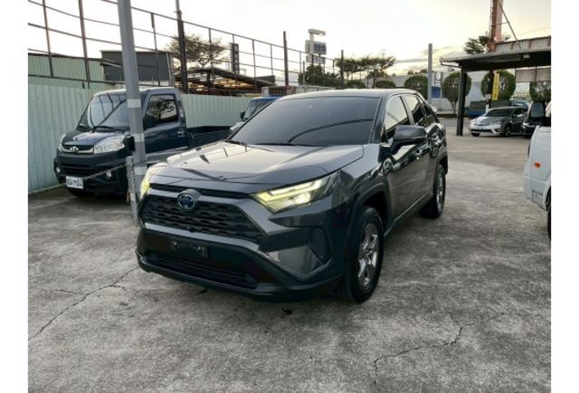 Toyota RAV4  第3張相片