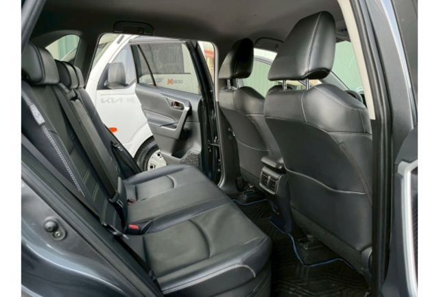Toyota RAV4  第12張相片