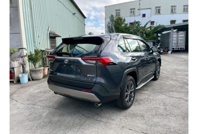 Toyota RAV4  第6張相片