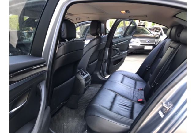 BMW 528I  第17張相片