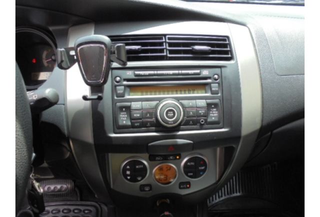Nissan LIVINA  第8張相片