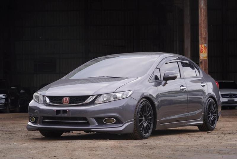 HONDA CIVIC 17吋鋁圈 HHC加大碟盤 BC避震器  第1張相片