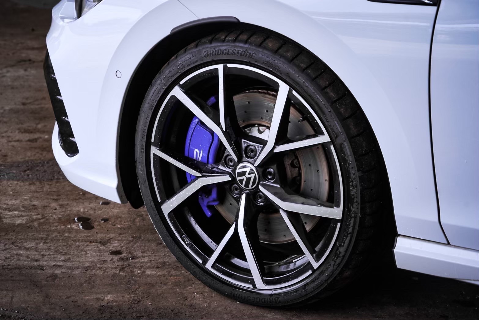 2021 VW GOLF R VARIAN MK8  第5張相片