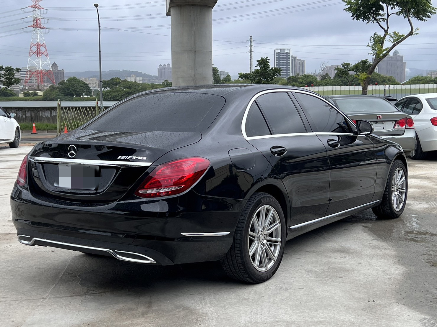 2015 Mercedes-Benz C200   第2張相片