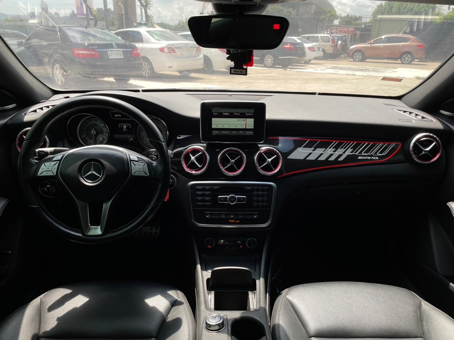 2014 Mercedes-Benz CLA250   第3張相片