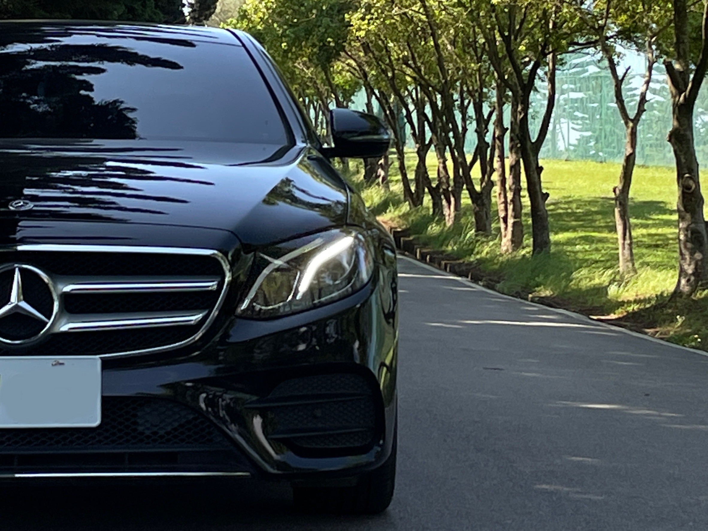 2018 Mercedes-Benz E300  第2張相片