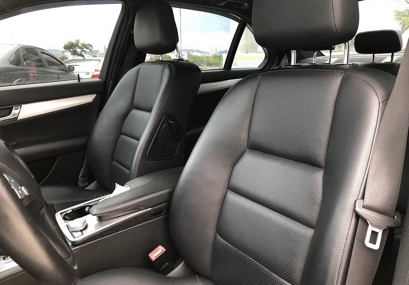  2008 Mercedes-Benz C300  第2張相片