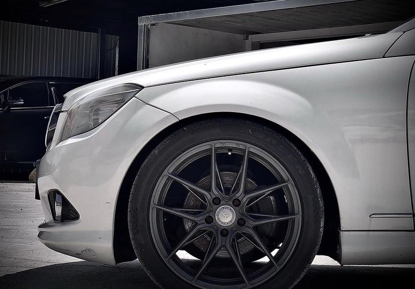 2008 Mercedes-Benz C300  第3張相片