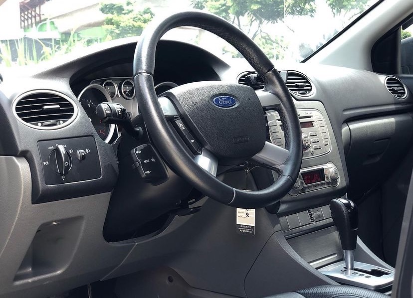 2011 FORD FOCUS  第3張相片