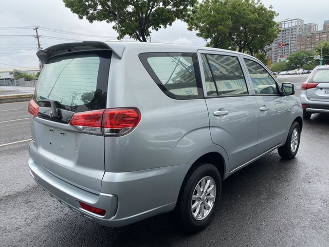 吳念真代言~最霸氣的商用休旅車  第8張相片