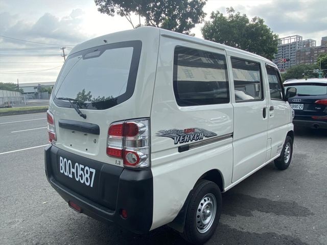 19年~廂式貨車版  第10張相片