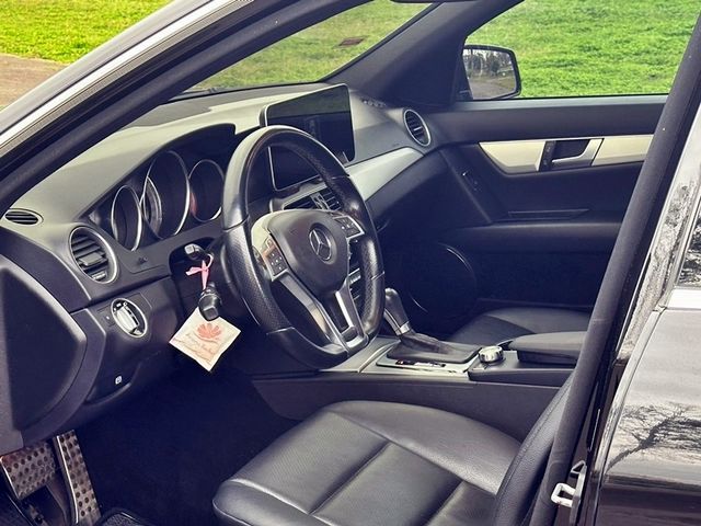 Mercedes-Benz/賓士 C250  第6張相片