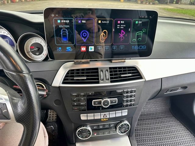 Mercedes-Benz/賓士 C250  第8張相片