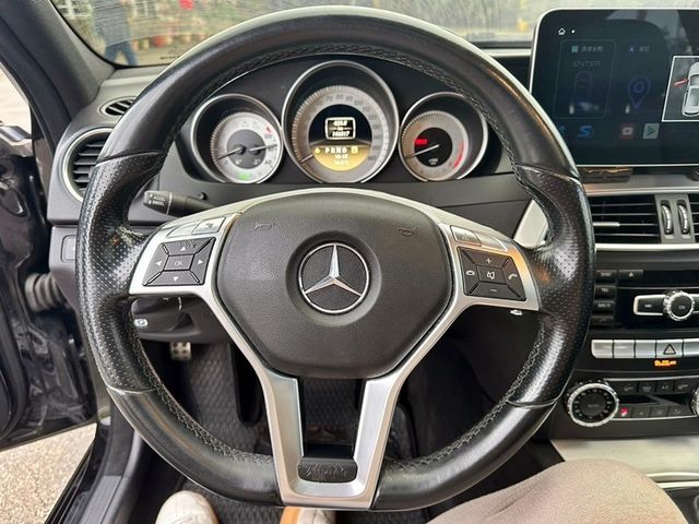 Mercedes-Benz/賓士 C250  第10張相片