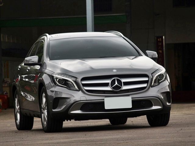 Mercedes-Benz/賓士 GLA200d  第2張相片