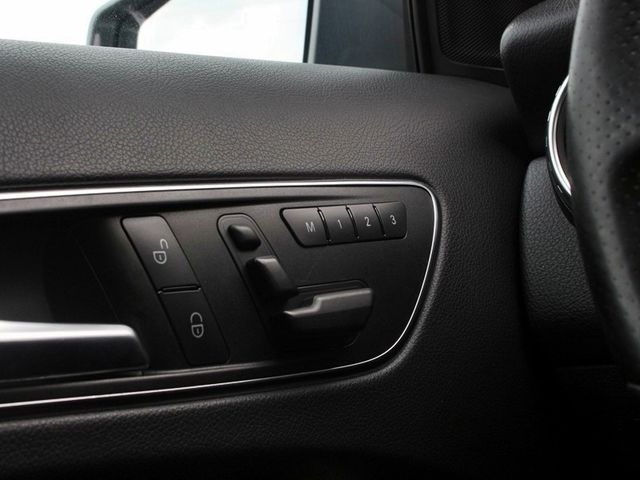 Mercedes-Benz/賓士 GLA200d  第7張相片
