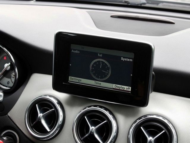 Mercedes-Benz/賓士 GLA200d  第8張相片