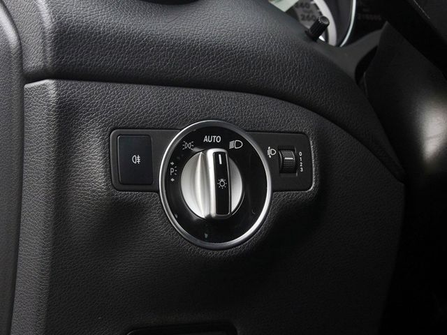 Mercedes-Benz/賓士 GLA200d  第9張相片