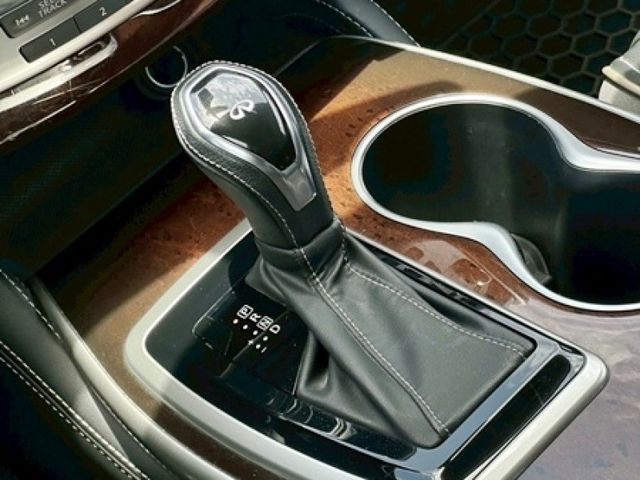 售2017年 INFINITI QX60 旗艦AWD 七人座 白色 跑4.7萬 原鈑件 無待修 可認證 ACC 全景 桃園八德 0987707884汪  第11張相片