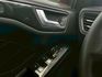 售2020年 FOCUS ST 2.3T 可認證 跑10萬 引擎蓋.可拆式水箱架更換 無待修 配合鑑定試車全額貸  桃園八德  0987707884汪  第12張縮圖