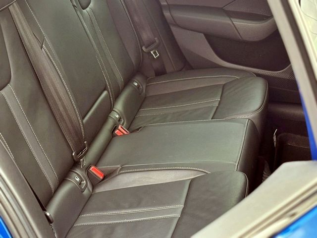 售2022年 SKODA OCTAVIA COMBI 2.0 4X4 原鈑件 跑3.2萬 原廠保固中 藍色 可認證 精品改裝 配合鑑定試車全額貸 桃園八德 0987707884汪  第10張相片