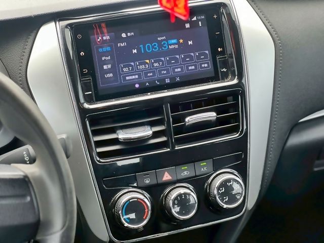 Toyota Yaris  第9張相片