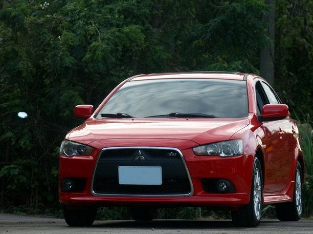 Mitsubishi Lancer  第6張相片