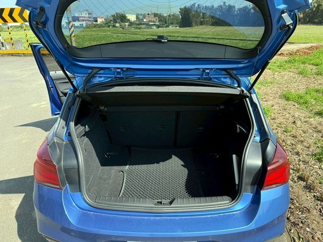 BMW/ 寶馬 120i M Sport  第3張相片