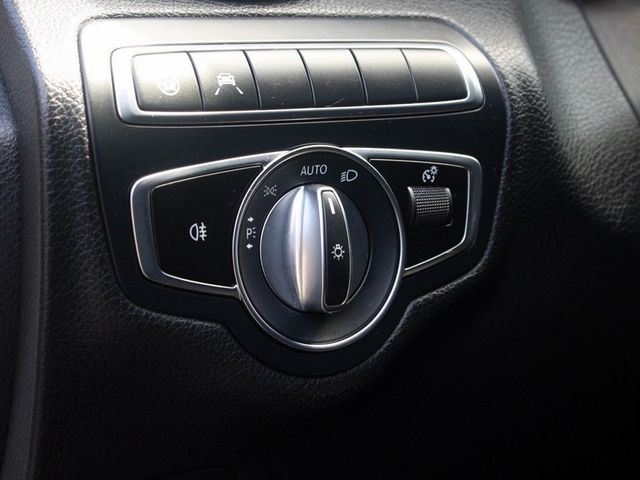 Mercedes-Benz/賓士 C200  第11張相片