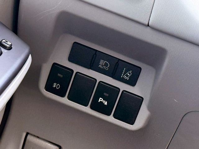 Toyota Prius  第18張相片