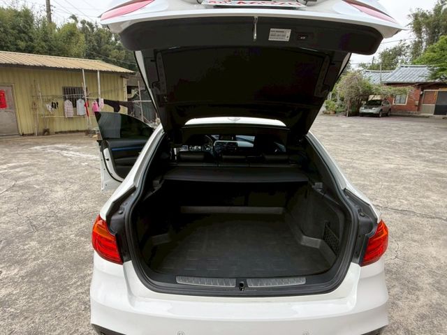 BMW/ 寶馬 328i GT  第4張相片