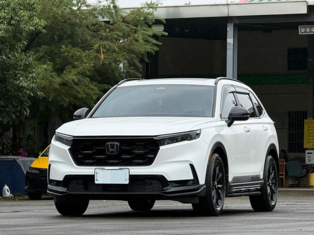 Honda 2024款  CR-V 1.5 Prestige 白色 屁股有小撞 不可認證 里程:1.3萬 無待修  0987707884 汪  第7張相片