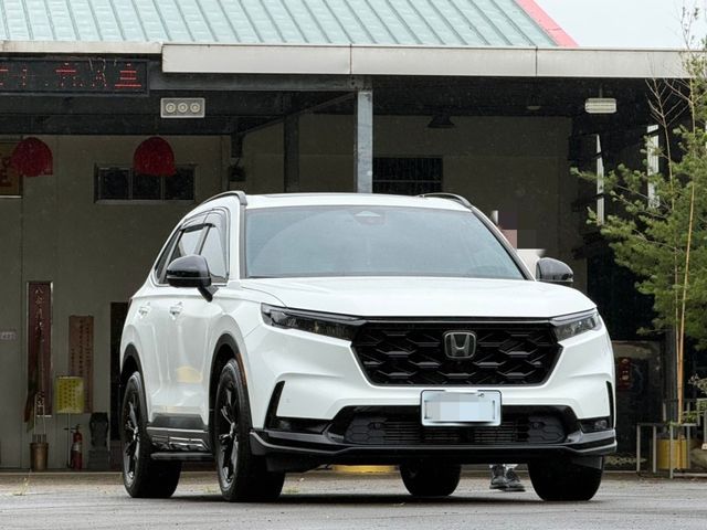 Honda 2024款  CR-V 1.5 Prestige 白色 屁股有小撞 不可認證 里程:1.3萬 無待修  0987707884 汪  第9張相片