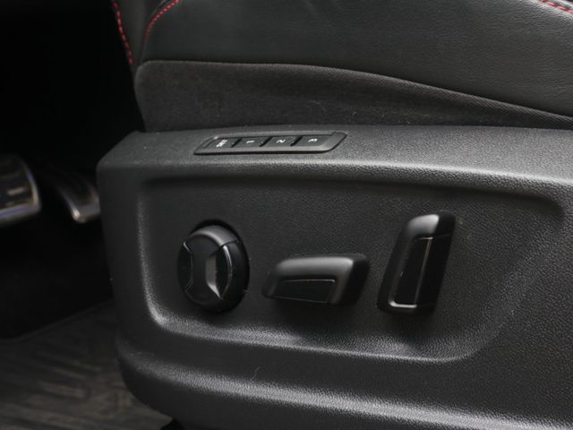 Skoda 2022款  Kodiaq RS 黑色 原鈑件 認證車 里程:5.2萬 無待修  0987707884 汪  第14張相片