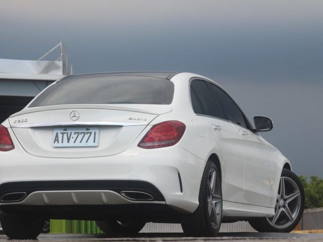 Mercedes-Benz 2014款  C300 4MATIC AMG 白色 原鈑件 認證車 里程:12.6萬 無待修  0987707884 汪  第6張相片