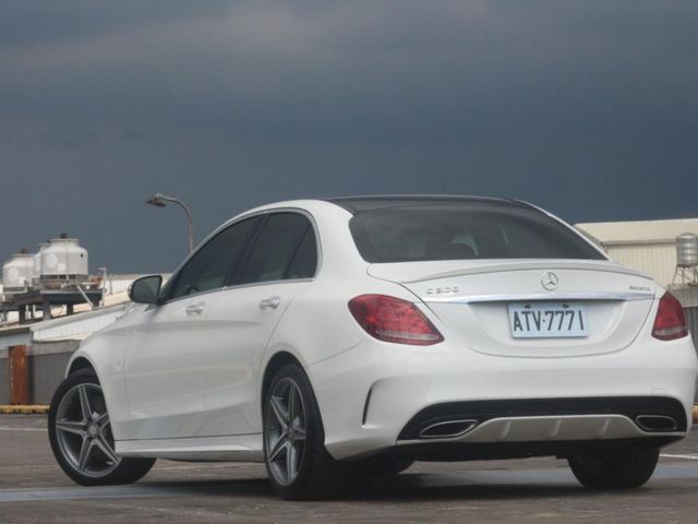 Mercedes-Benz 2014款  C300 4MATIC AMG 白色 原鈑件 認證車 里程:12.6萬 無待修  0987707884 汪  第8張相片