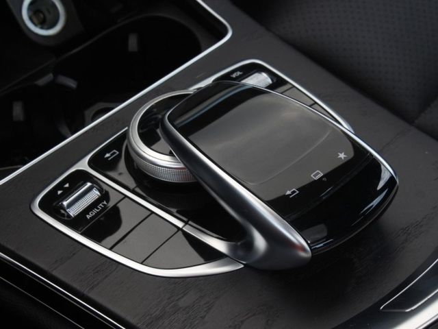 Mercedes-Benz 2014款  C300 4MATIC AMG 白色 原鈑件 認證車 里程:12.6萬 無待修  0987707884 汪  第16張相片
