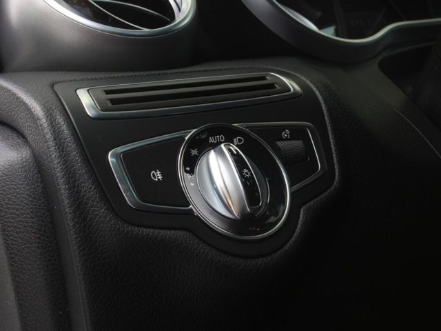 Mercedes-Benz 2014款  C300 4MATIC AMG 白色 原鈑件 認證車 里程:12.6萬 無待修  0987707884 汪  第20張相片