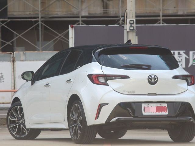 Toyota 2025款  Toyota Corolla Sport 2.0   白色  換左後門左後葉不認證車 里程:5424 無待修  0987707884 汪  第6張相片