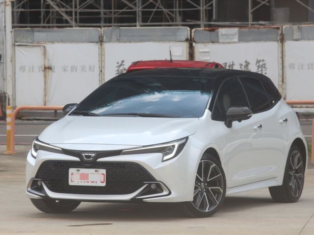 Toyota 2025款  Toyota Corolla Sport 2.0   白色  換左後門左後葉不認證車 里程:5424 無待修  0987707884 汪  第7張相片