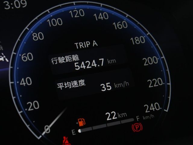 Toyota 2025款  Toyota Corolla Sport 2.0   白色  換左後門左後葉不認證車 里程:5424 無待修  0987707884 汪  第19張相片