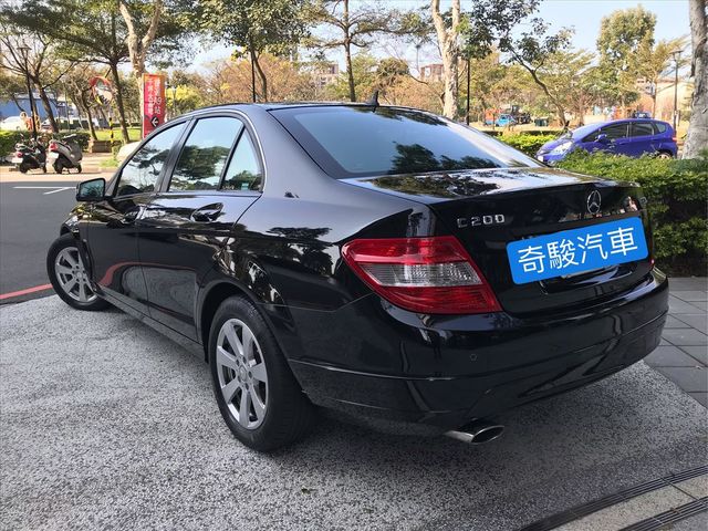 BENZ C200  第2張相片