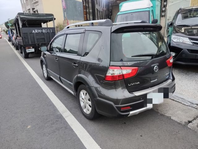 小型休旅 空間大 便宜大碗 實車實價 裡程保證  第8張相片