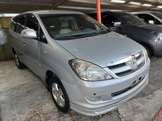 Toyota Innova  第1張相片