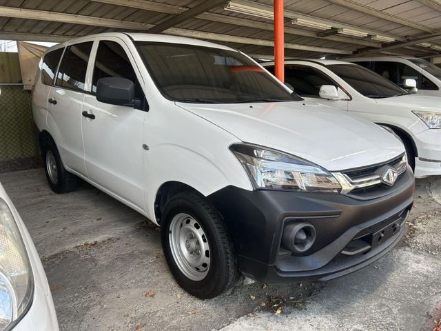 Mitsubishi Zinger  第1張相片