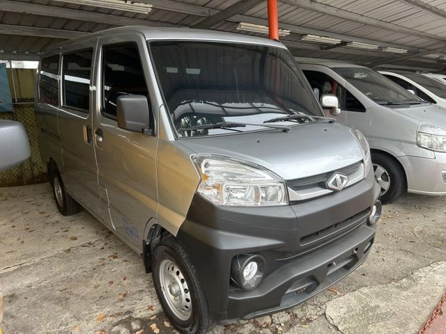 Mitsubishi Varica  第1張相片