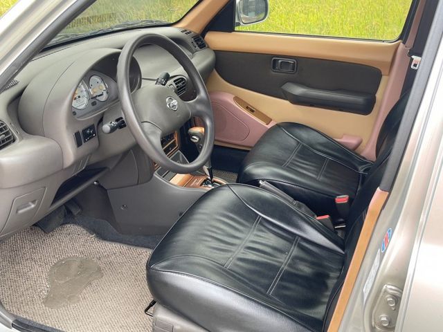 三隻小豬車坊~實車實價 2006年 日產 MARCH 銀色 1.3L 僅跑7萬多公里 原版件 里程保證 好車推薦  第10張相片