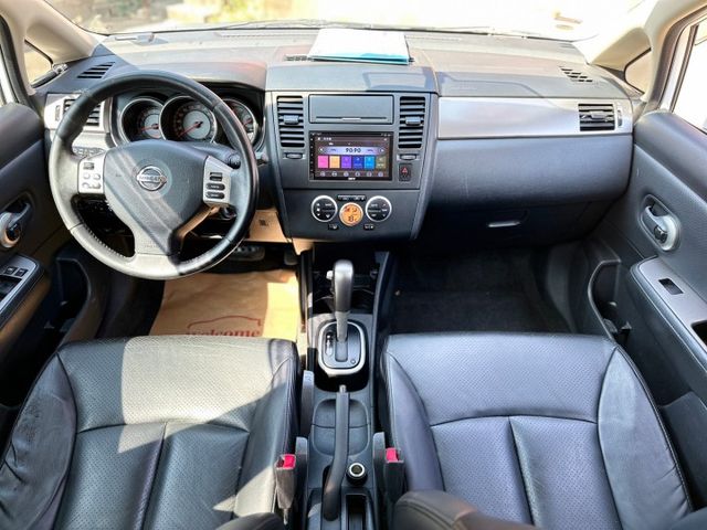 2012 日產 TIIDA 五門 白色 1.8L 認證車 里程保證 實車實價 倒車顯影 恆溫空調 定速巡航  第5張相片