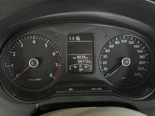 2011福斯 POLO 紅色 1.4 里程保證 實車實價 好車推薦 中央置杯架  第2張相片